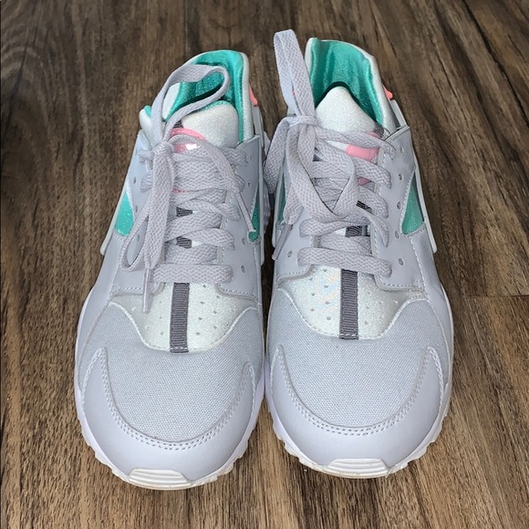 green and grey haurache’s - Picture 1 of 2